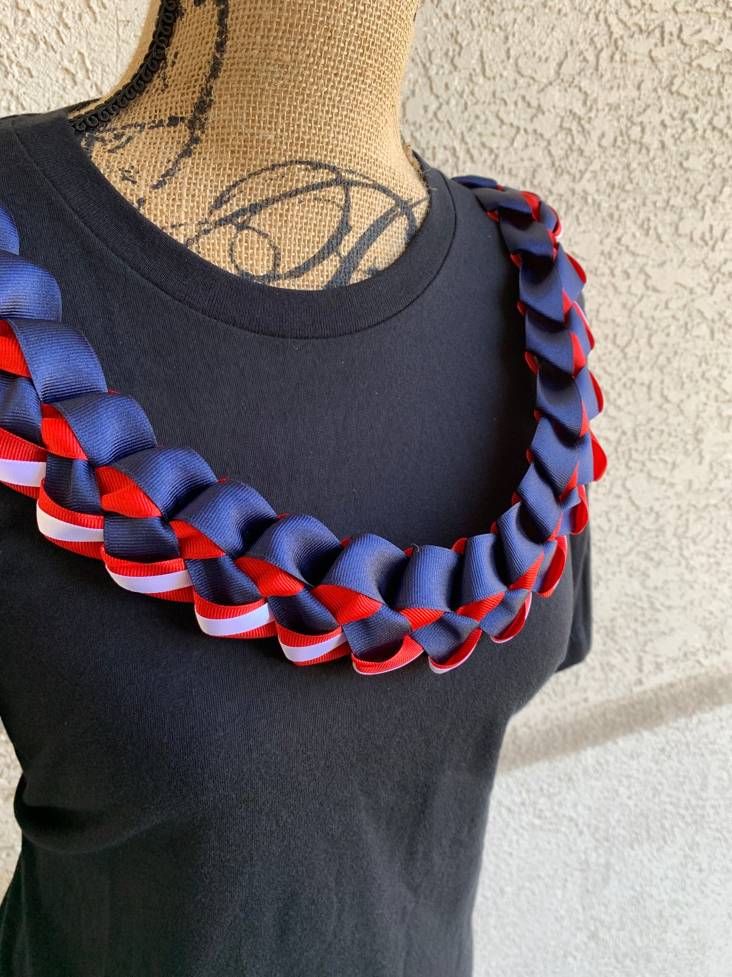 Braided Ribbon Lei, Celebration lei’s, Custom Color Lei’s, Graduation Leis, Wedding Lei’s, Ribbon lei’s, Baby Shower lei’s